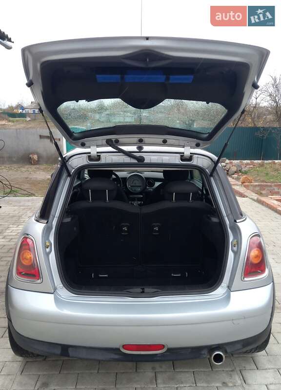 Хетчбек MINI Hatch 2007 в Котельві