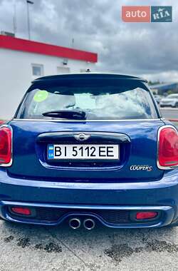 Хэтчбек MINI Hatch 2015 в Кременчуге