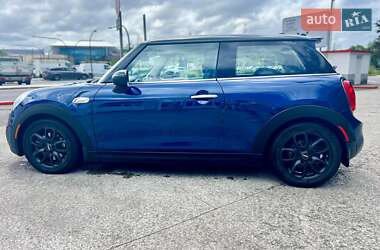 Хэтчбек MINI Hatch 2015 в Кременчуге