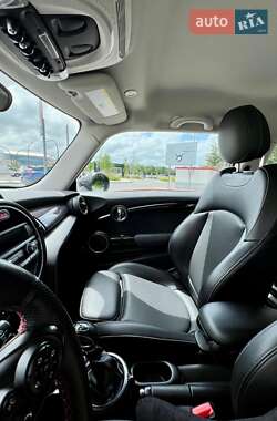 Хэтчбек MINI Hatch 2015 в Кременчуге