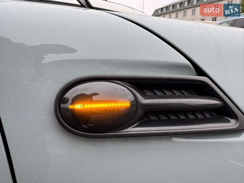 Хэтчбек MINI Hatch 2013 в Киеве