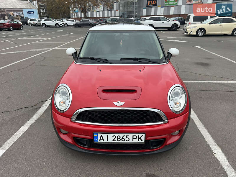 Хетчбек MINI Hatch 2011 в Умані