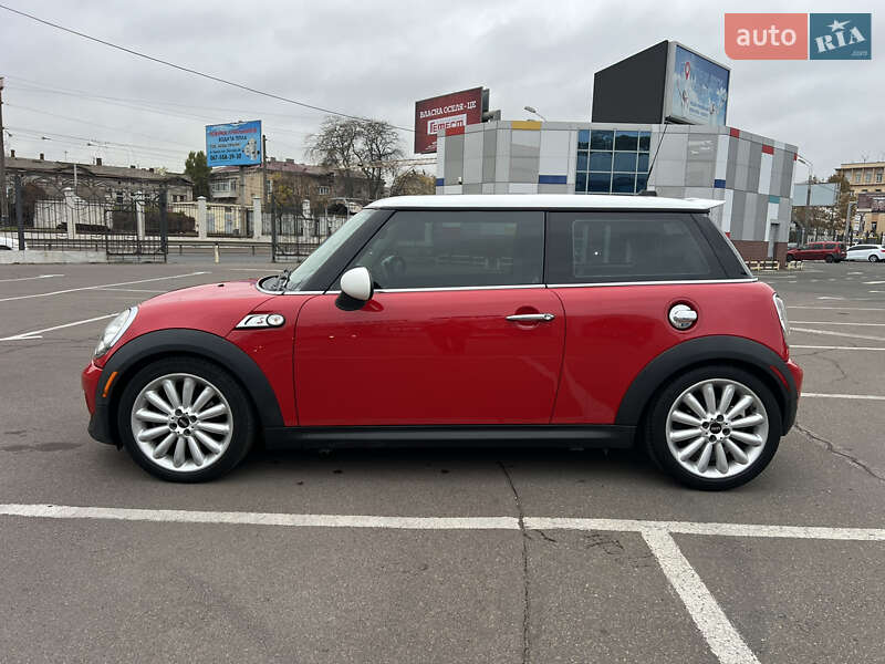 Хетчбек MINI Hatch 2011 в Умані