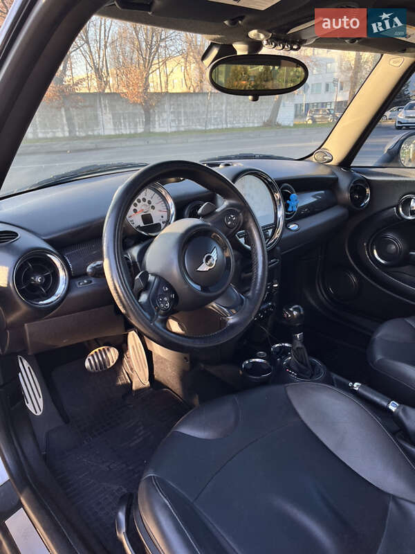 Хетчбек MINI Hatch 2012 в Львові