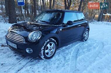 Хэтчбек MINI Hatch 2009 в Житомире