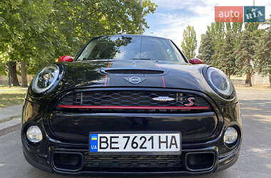 Хэтчбек MINI Hatch 2018 в 