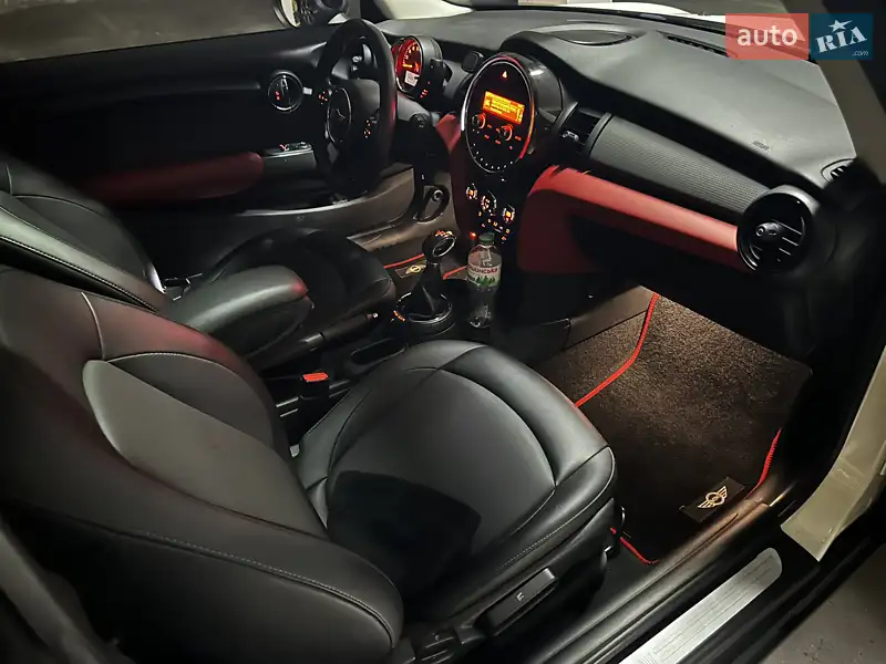 Хэтчбек MINI Hatch 2015 в 