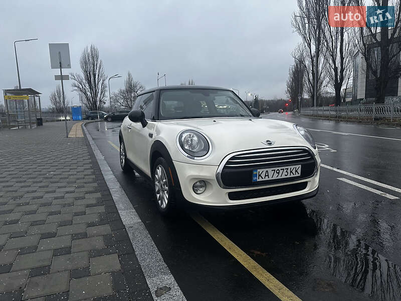 Хэтчбек MINI Hatch 2015 в 
