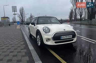 Хэтчбек MINI Hatch 2015 в 