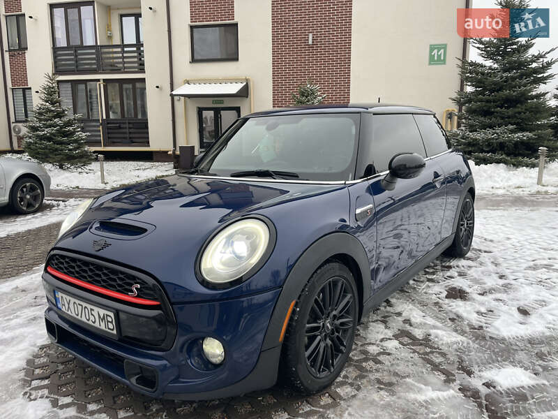 Хэтчбек MINI Hatch 2014 в Харькове