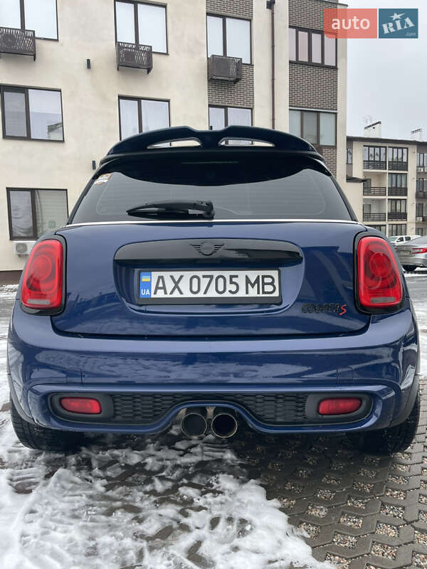 Хэтчбек MINI Hatch 2014 в Харькове