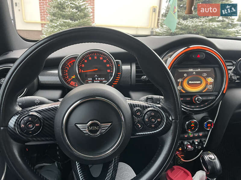 Хэтчбек MINI Hatch 2014 в Харькове