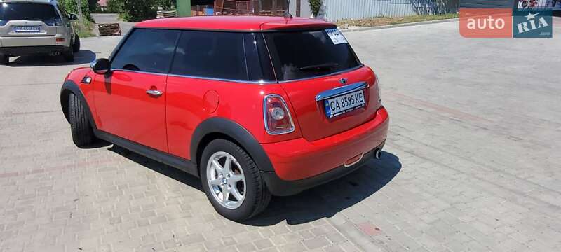 Хэтчбек MINI Hatch 2009 в Черкассах фото 5 Хэтчбек MINI Hatch 2009 в Черкассах