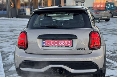 Хетчбек MINI Hatch 2022 в Києві