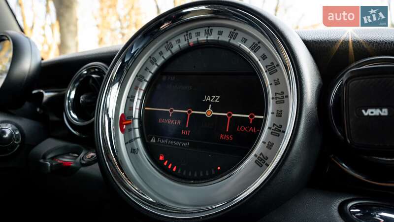 Хэтчбек MINI Hatch 2009 в Львове