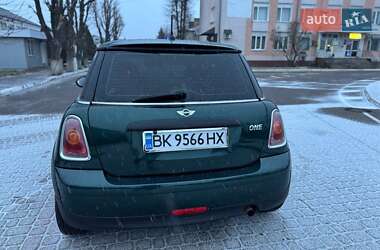 Хетчбек MINI Hatch 2010 в Радивиліві