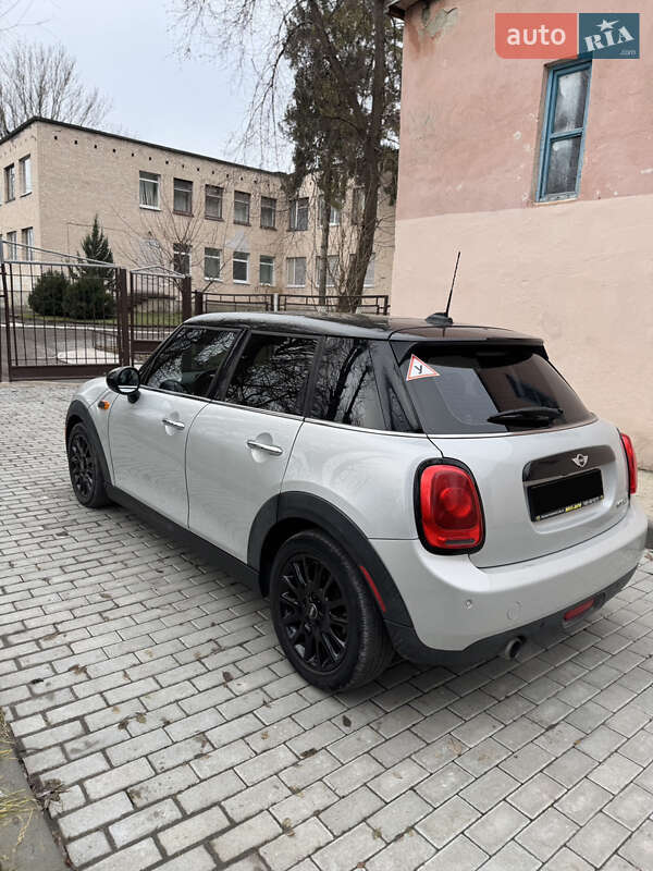 Хетчбек MINI Hatch 2017 в Тернополі фото 8 Хетчбек MINI Hatch 2017 в Тернополі