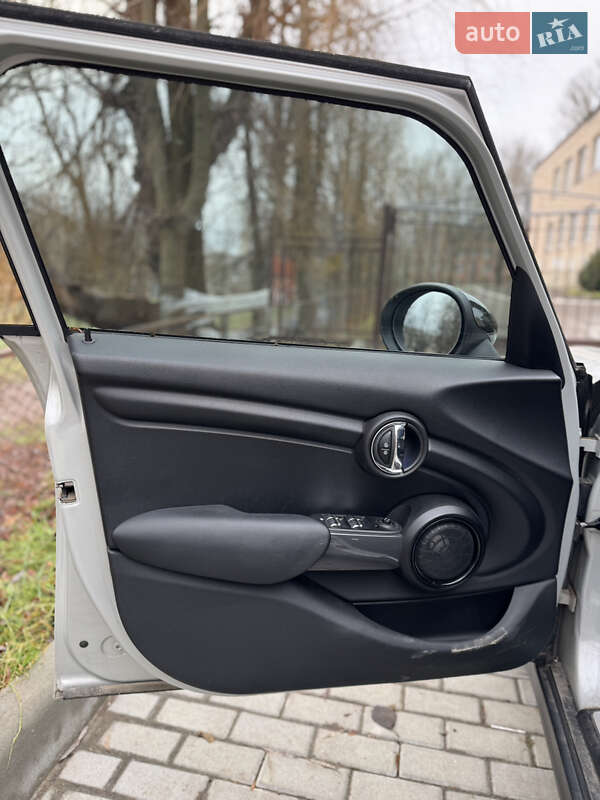 Хетчбек MINI Hatch 2017 в Тернополі фото 13 Хетчбек MINI Hatch 2017 в Тернополі