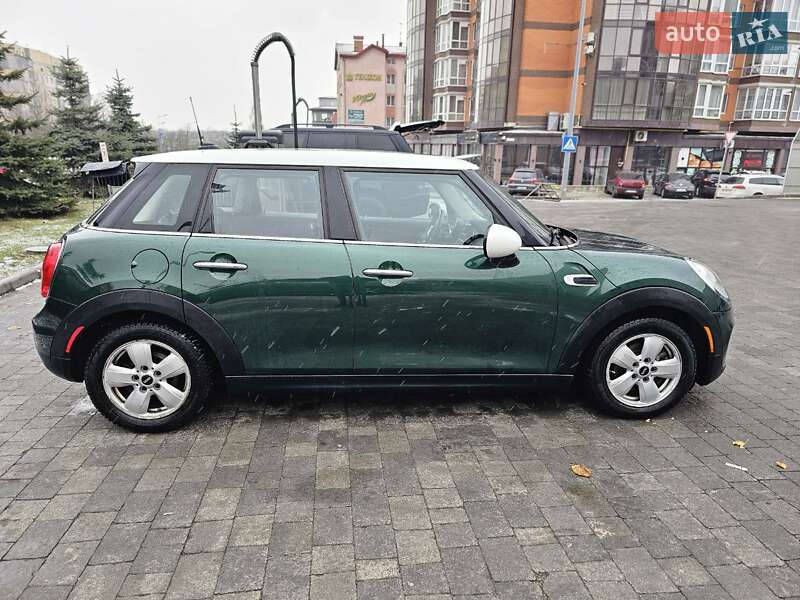 Хетчбек MINI Hatch 2015 в Львові