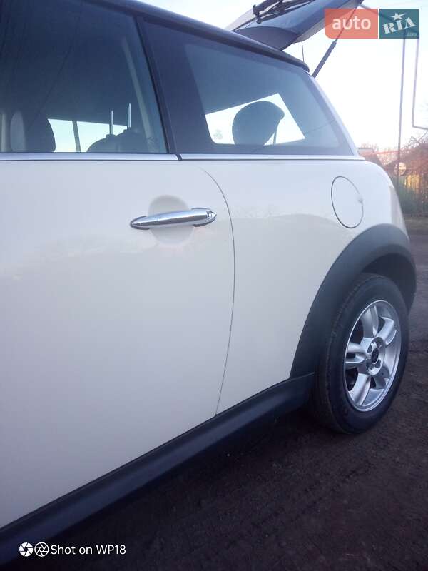 Хэтчбек MINI Hatch 2013 в Раздельной