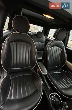 Хетчбек MINI Hatch 2009 в Вишгороді