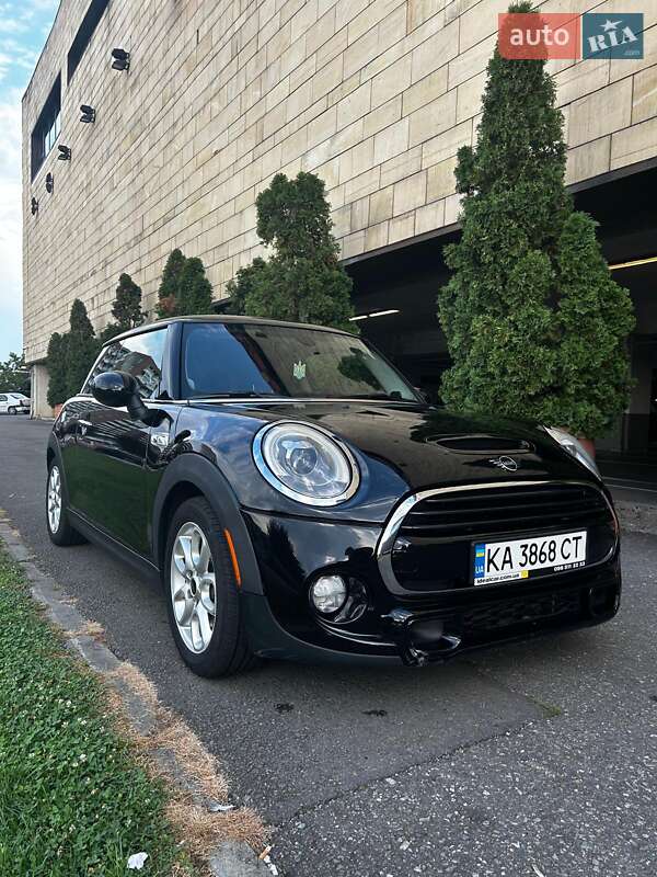 Хетчбек MINI Hatch 2015 в Києві фото 6 Хетчбек MINI Hatch 2015 в Києві