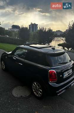 Хэтчбек MINI Hatch 2015 в Киеве