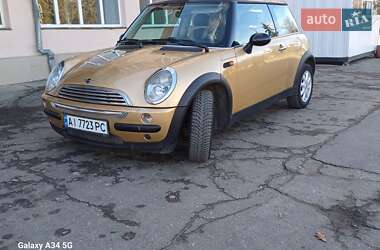 Хетчбек MINI Hatch 2004 в Новій Одесі