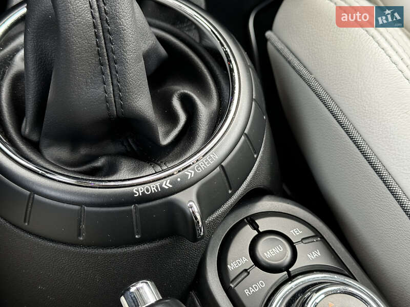 Хетчбек MINI Hatch 2015 в Києві