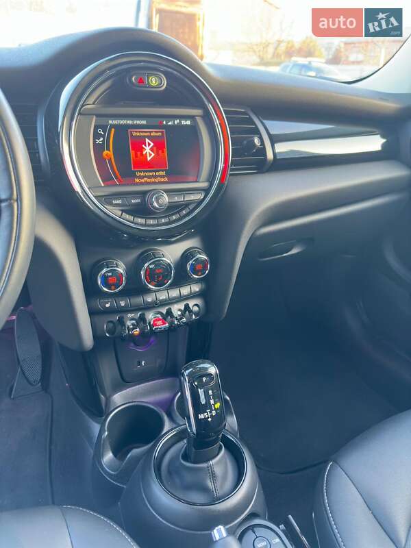 Хетчбек MINI Hatch 2020 в Києві
