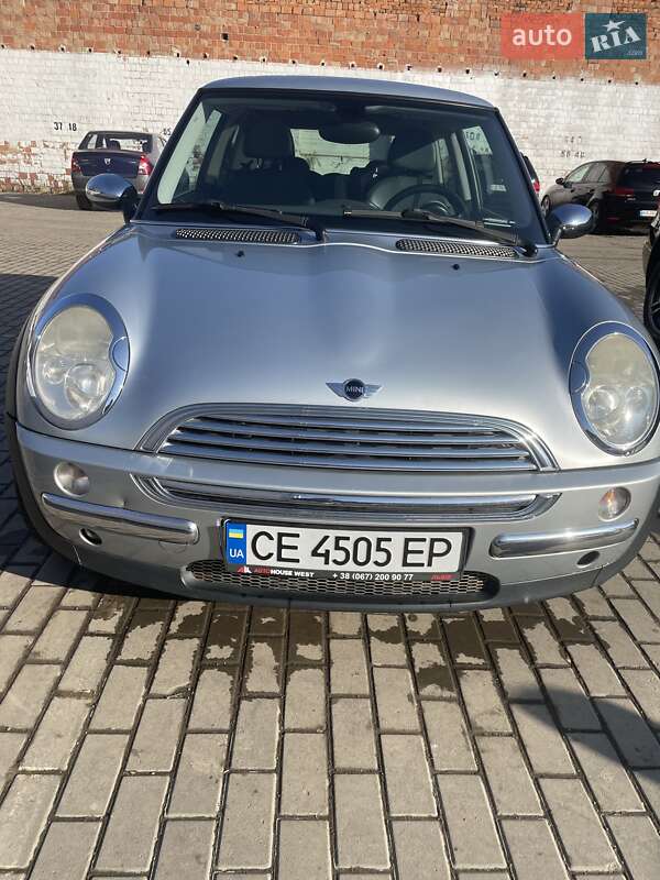 Хетчбек MINI Hatch 2003 в Чернівцях