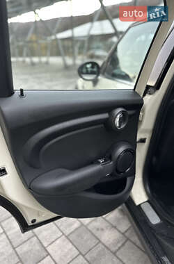 Хэтчбек MINI Hatch 2016 в 