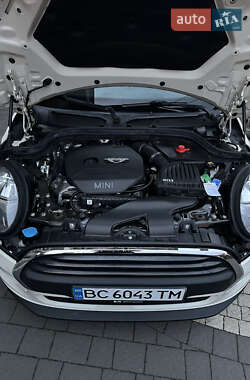 Хэтчбек MINI Hatch 2016 в 