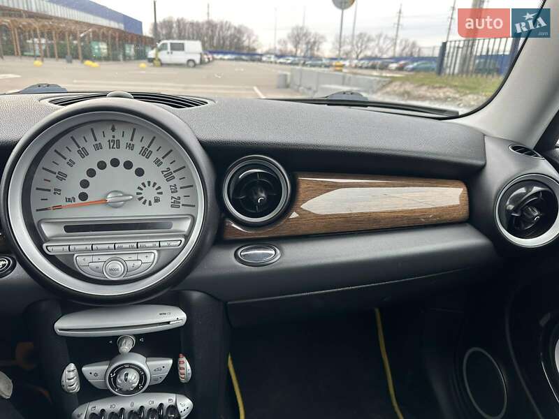 Хетчбек MINI Hatch 2008 в Полтаві