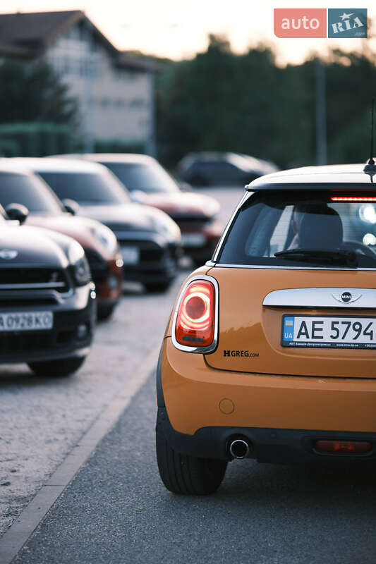 Хэтчбек MINI Hatch 2014 в Днепре фото 7 Хэтчбек MINI Hatch 2014 в Днепре