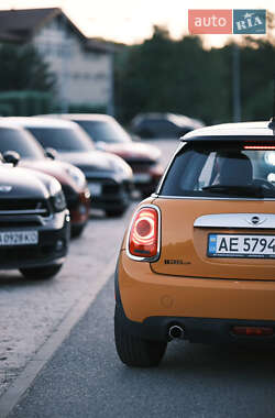 Хетчбек MINI Hatch 2014 в Дніпрі