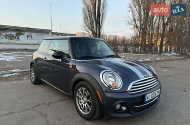 Хэтчбек MINI Hatch 2011 в Киеве