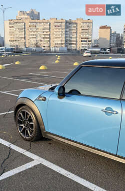 Хетчбек MINI Hatch 2012 в Києві