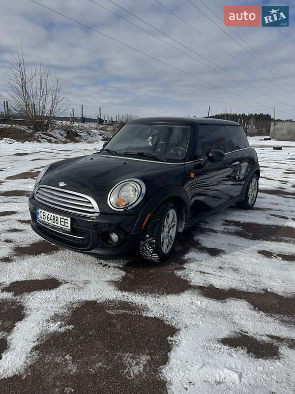 Хэтчбек MINI Hatch 2013 в Чернигове