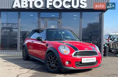 Хэтчбек MINI Hatch 2013 в Киеве