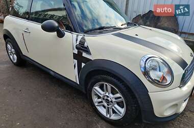 Хэтчбек MINI Hatch 2011 в Львове