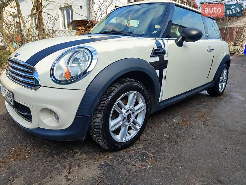 Хэтчбек MINI Hatch 2011 в Львове