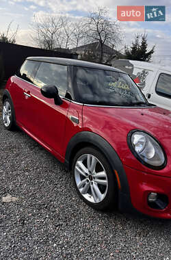 Хэтчбек MINI Hatch 2014 в Львове