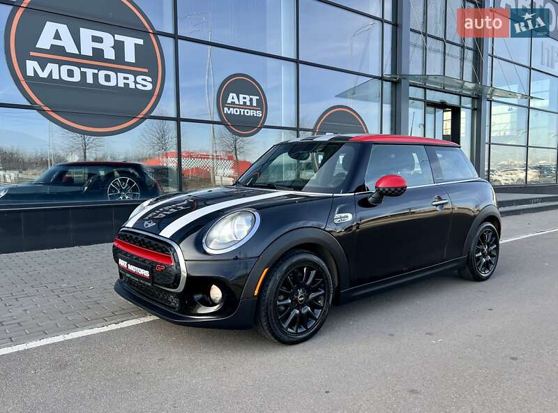 Хетчбек MINI Hatch 2017 в Києві