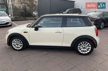 Хэтчбек MINI Hatch 2014 в Киеве