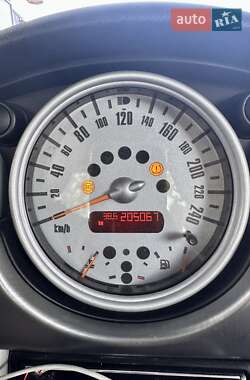 Хэтчбек MINI Hatch 2003 в 