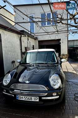 Хэтчбек MINI Hatch 2003 в 