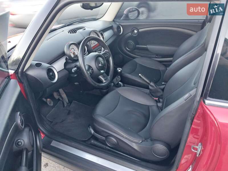 Хетчбек MINI Hatch 2013 в Одесі