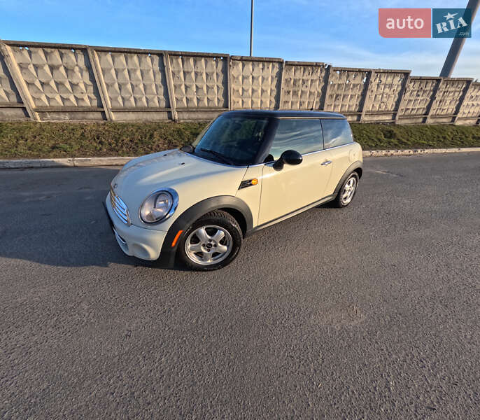 Хетчбек MINI Hatch 2010 в Києві фото 3 Хетчбек MINI Hatch 2010 в Києві