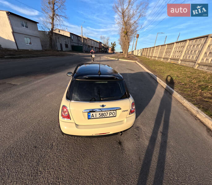 Хетчбек MINI Hatch 2010 в Києві фото 5 Хетчбек MINI Hatch 2010 в Києві